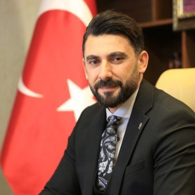 AK Parti Çukurova İlçe Başkanı Akın'dan Çukurova Belediyesine "yağmur" tepk...