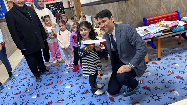 'Bir Atkı Bin Umut' projesiyle minik hayaller gerçeğe dönüştü