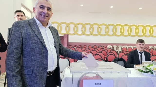 Gördes esnafından Batur'a tam destek