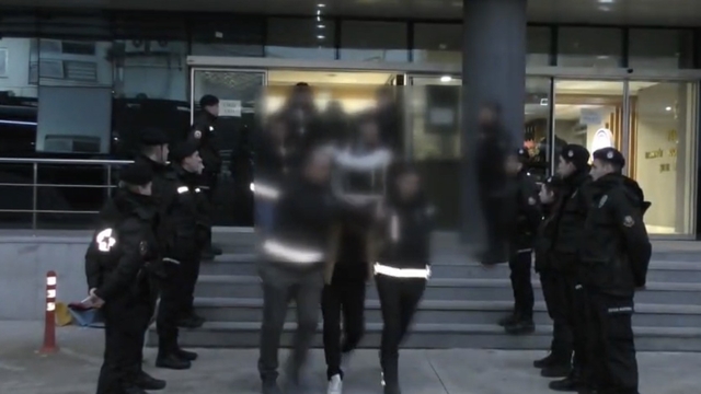 Bursa'da dev uyuşturucu operasyonu : 102 kişi yakalandı, 84 kişi tutuklandı