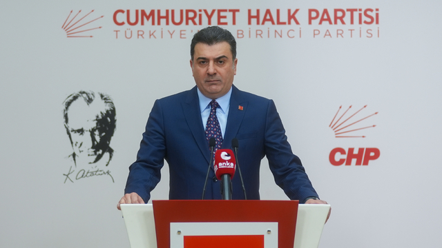 CHP Sözcüsü Emre, gündeme ilişkin basın toplantısı düzenledi: