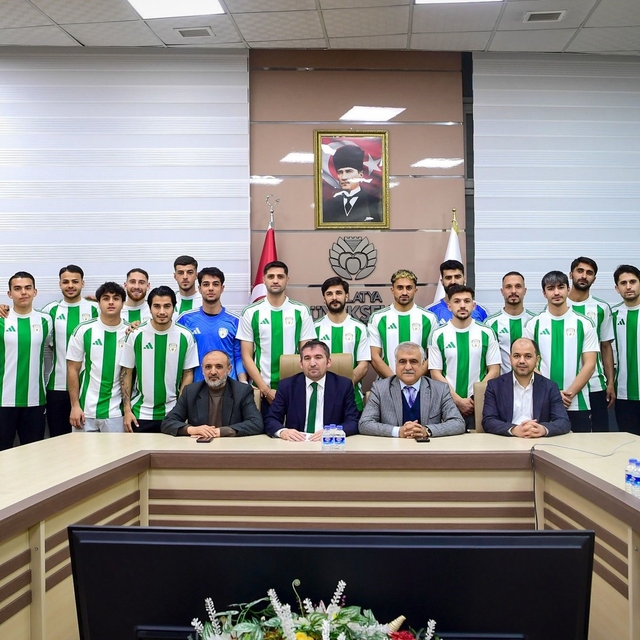 Malatya Yeşilyurtspor'dan toplu imza töreni