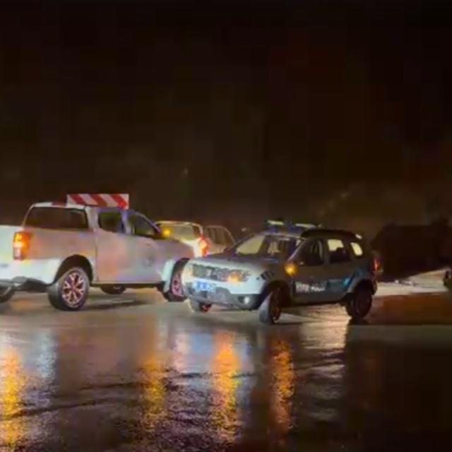 Adana'da Feke, Saimbeyli ve Tufanbeyli'yi bağlayan kara yolu ulaşıma kapand...