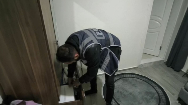 Aydın merkezli 6 ilde vize dolandırıcılığı operasyonu: 12 tutuklama