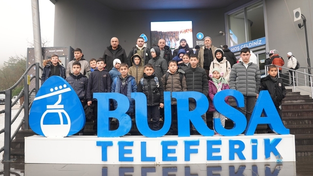 Osmangazi Belediyesi'nden çocuklara Uludağ'da kayak sürprizi
Osmangazili çocuklar Uludağ'da unutulmaz bir kayak deneyimi yaşadı