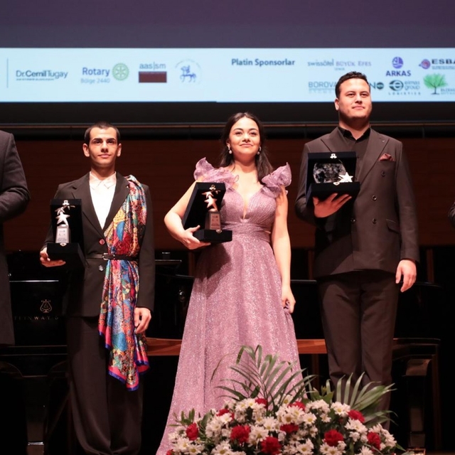 Anadolu Üniversitesi öğrencileri Genç Solist Yarışması'ndan ödülle döndü