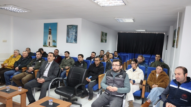 Bilecik'te veteriner hekimlerine 'Biyogüvenlik Ve Buzağı Kayıpları' eğitimi