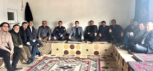 Dumlupınar Kaymakamı Alperen Teltik, köy sakinlerinin talep ve isteklerini...