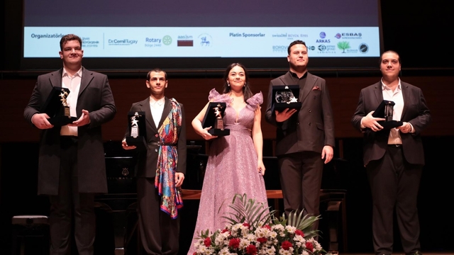 Anadolu Üniversitesi öğrencileri Genç Solist Yarışması'ndan ödülle döndü