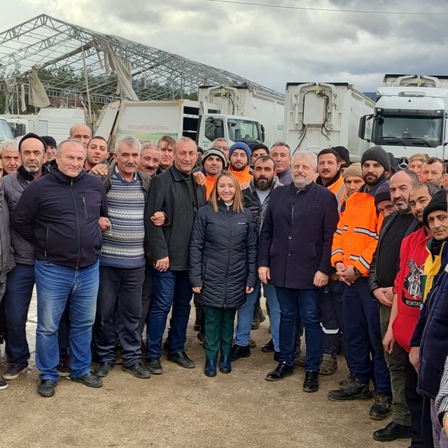 Başkan Tekin'den Biosun işçilerine ekstra zam