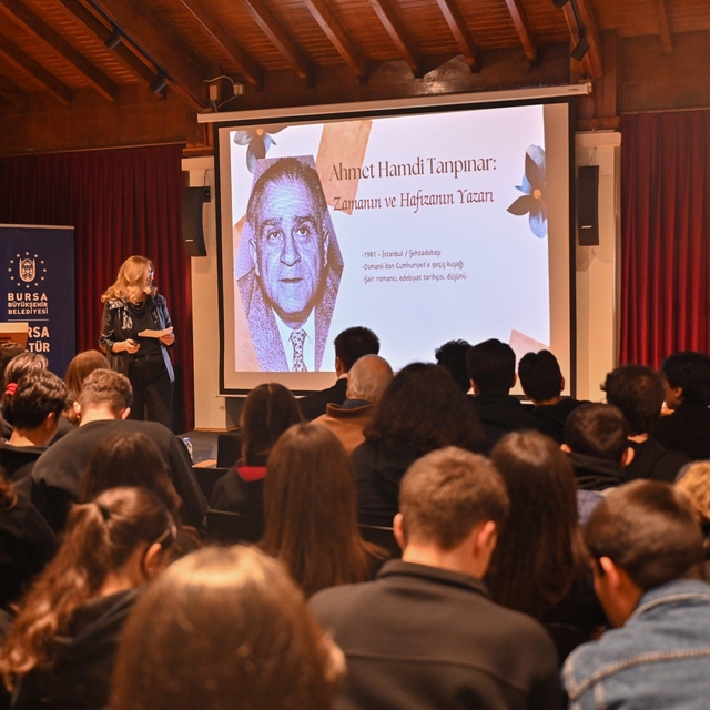 Bursa'da Tanpınar'ın dünyasına yolculuk