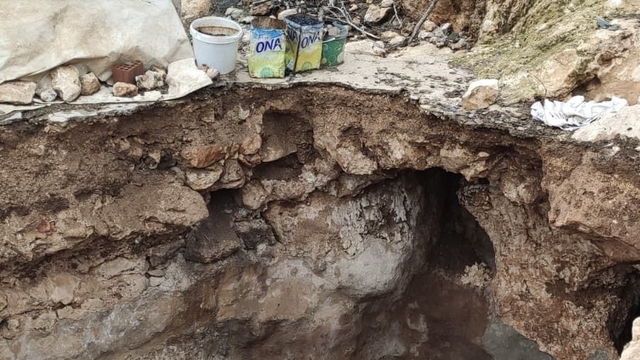 Mardin'de yağışların ardından toprak çökmesi meydana geldi