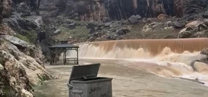 Sinek Çayı'nın su seviyesi yağışlarla yükseldi