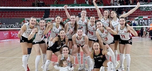 Karşıyaka filede Denizli'ye konuk