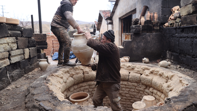 Avanoslu Yorgun ailesi, ata mesleği çanakçılığı asırlardır sürdürüyor
