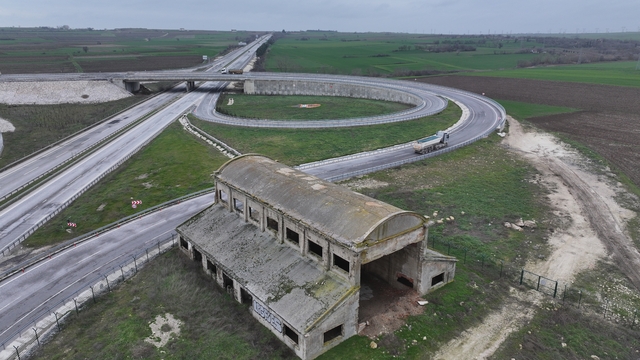 Edirne'deki tarihi balon hangarı Türk Havacılık Tarihi Müzesi olacak