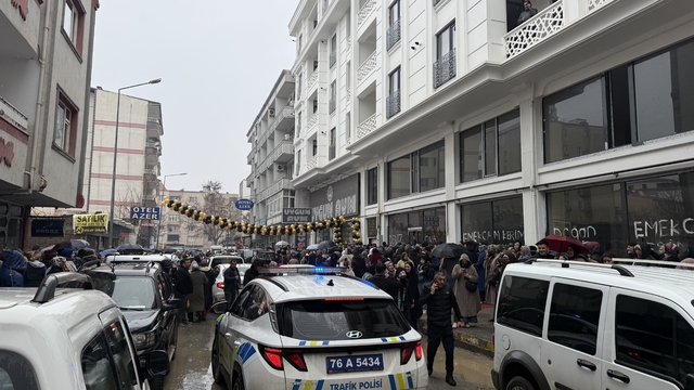 Iğdır'da AVM açılışı izdiham endişesiyle iptal edildi