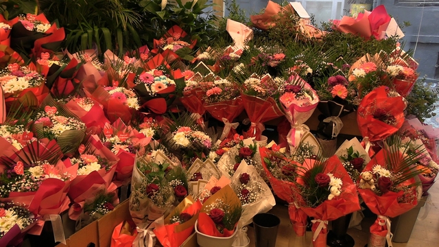 Edirne'deki çiçekçilerde sevgililer günü yoğunluğu