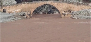 Cendere Çayı yükseldi