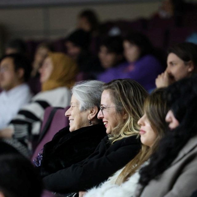 "Git Başımdan" oyunu sanatseverlerle buluştu