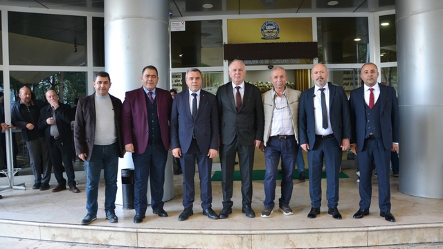 Manisa'da 155 No'lu Halk Otobüsleri Kooperatifi'nde Fevzi Açıkel güven tazeledi