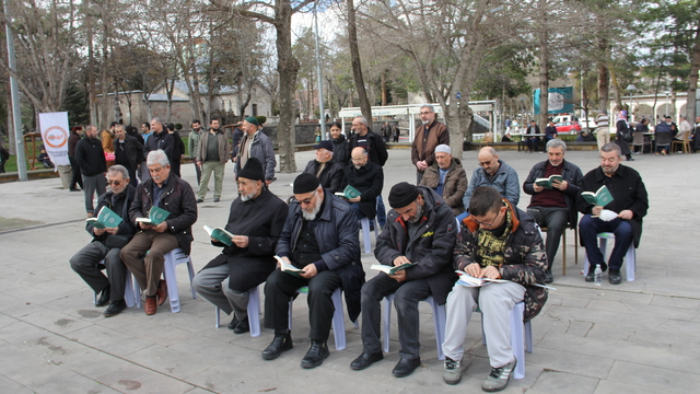 Kayseri'de "Ufka Yolculuk Yarışması"nın kitap okuma etkinliği düzenlendi