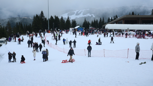 Ilgaz Yurduntepe Kayak Merkezi ziyaretçileri keyifli bir gün geçirdi