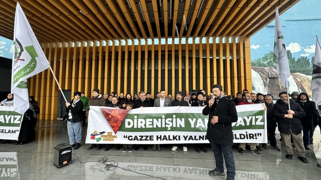 Van'da İsrail'in Gazze'ye yönelik saldırıları protesto edildi