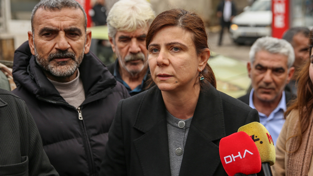 Diyarbakır Büyükşehir Belediye Başkanı Küçük'ten zabıta ile seyyar satıcılar arasındaki gerginliğine ilişkin açıklama