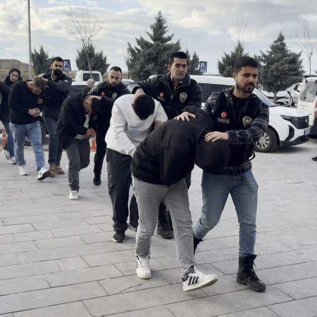 Aksaray'da uyuşturucu operasyonu: 8 gözaltı