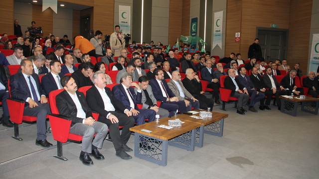 Yeşilay Kayseri Şubesi Başkanlığına Mustafa Demir seçildi