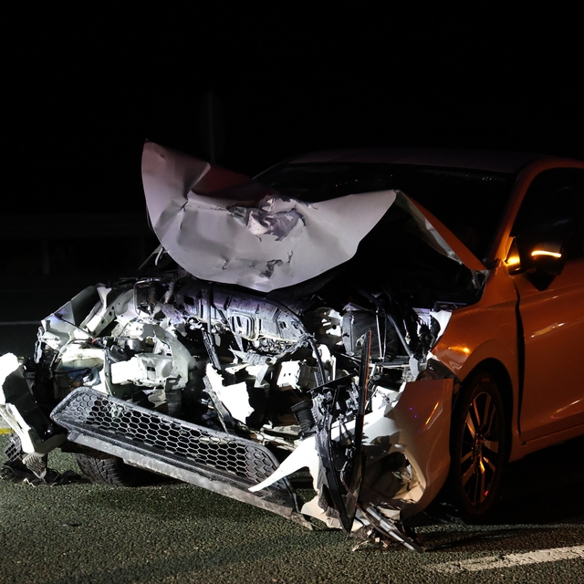Elazığ'da yaşanan kazada 3 kişi yaralandı: O anlar kamerada