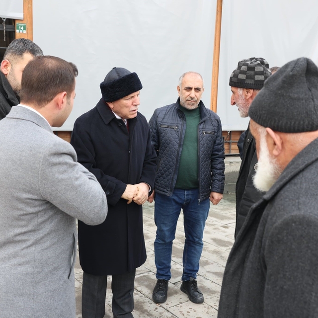 Başkan Sekmen: "Vatandaşımızın sıcak sohbetleri bizim için paha biçilemez"