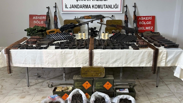 Silopi'de cephanelik ele geçirildi: 6 tutuklama