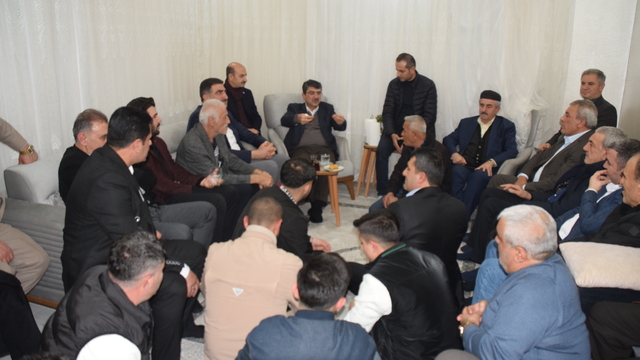 AK Parti Batman Milletvekili Nasıroğlu vatandaşlarla buluştu