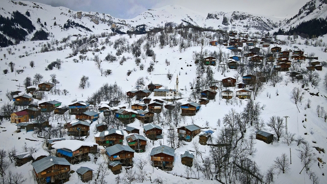 Karlar altındaki doğal yaşam Maden köyünde sanatla buluştu