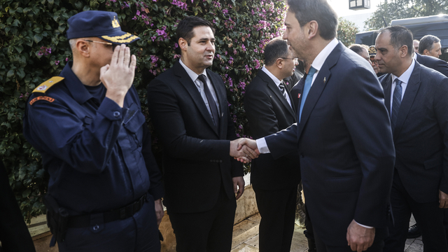 Enerji ve Tabii Kaynaklar Bakanı Bayraktar, AK Parti Mersin İl Başkanlığı'nda konuştu: