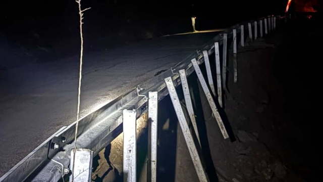 İncirliova'da yol çöktü, sürücülere uyarı yapıldı