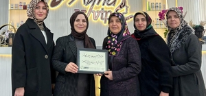 İHH İnsani Yardım Derneği Sivas Şubesi Kadın Kollarından bağışçılara ziyare...