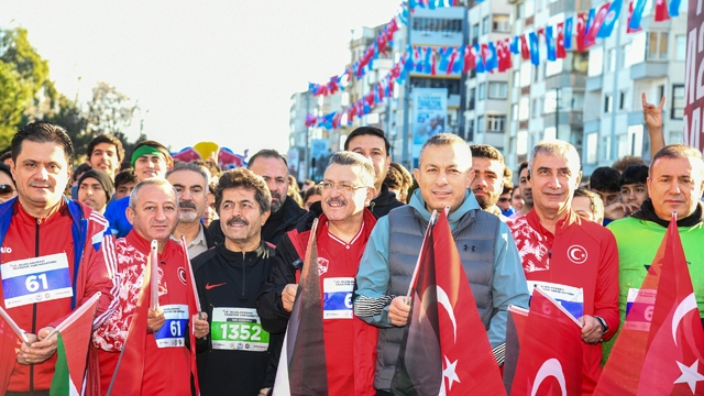 Uluslararası Trabzon Yarı Maratonu yoğun katılımla gerçekleşti