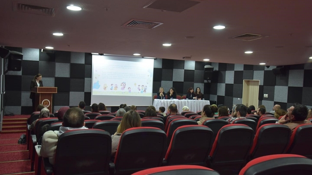 Bilecik Belediyesi'nden Çocuk Sosyal Tesisleri velilerine 'Eğitim Programı'