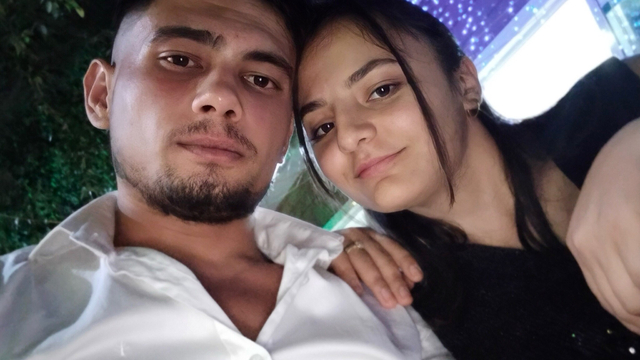 Minibüsle çarpışan otomobilin sürücüsü ve eşi öldü