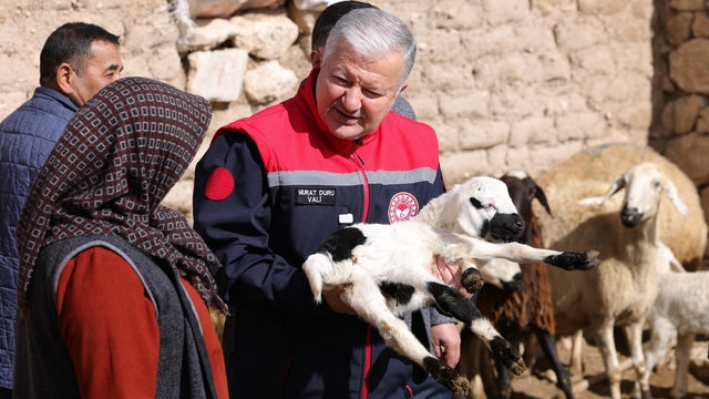 Vali Duru: "1,5 milyarlık finansmanla 125 bin küçükbaş hayvan alımı yapılacak"