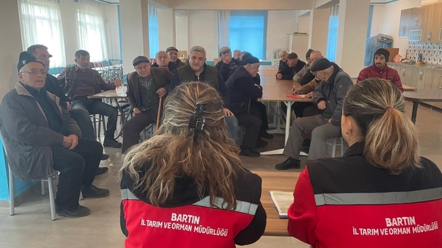 Akpınar köyünde üreticinin talepleri dinlendi