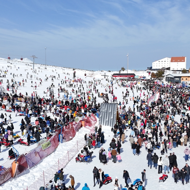Erciyes Kayak Merkezi, 3 milyon ziyaretçiyi ağırladı