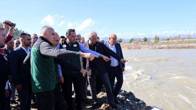 Bakan Yardımcısı Gizligider: "Geçen yıla oranla yağışlar yüzde 66 arttı"
"Muğla'da 11 bin 500 taşkın koruma yaptık"
"Yeni iklim düzenine alışmamız lazım"