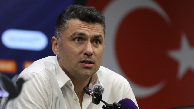 Burak Yılmaz: "Hakem faciası vardı"
Gaziantep FK Teknik Direktörü Burak Yılmaz:
"Sezonun en kötü futbolunu oynadık"
"Türkiye'de şampiyonluğun 4 büyüğün dışına çıkması imkansız"
"Zamanı gelince açıklayacağım"