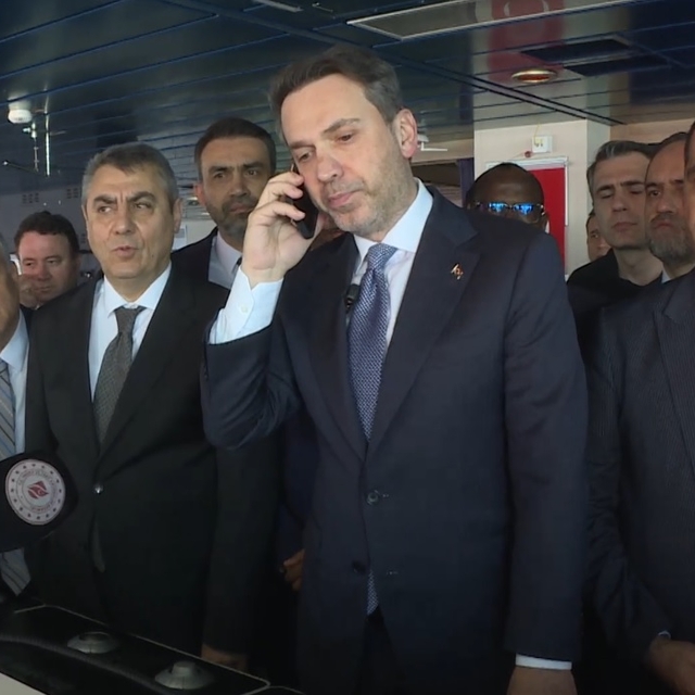 Bakan Bayraktar: Türkiye Cumhuriyeti tarihinin en büyük projesi Mersin'de h...