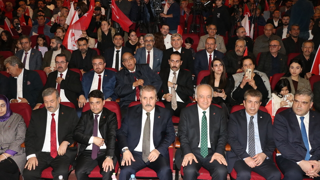 BBP Genel Başkanı Mustafa Destici, partisinin Adana İl Kongresi'nde konuştu:
