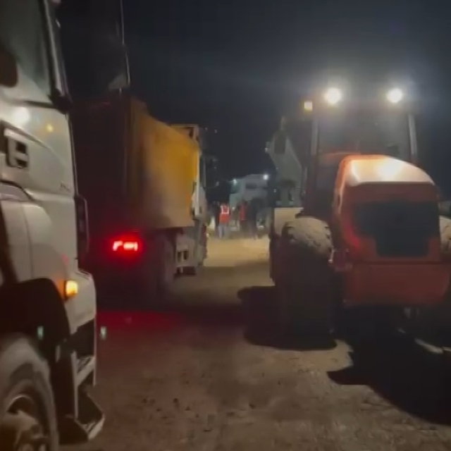 Adana'da heyelan nedeniyle kapanan Feke-Saimbeyli karayolu ulaşıma açıldı